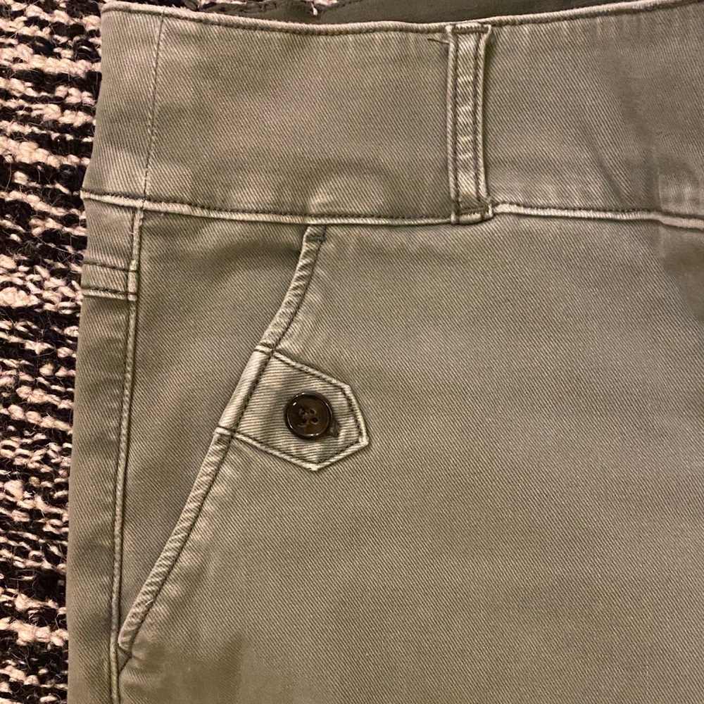 SPANX Dark Olive Pants - Picture 4 of 11